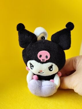 3/$30💜Sanrio Kuromi Mini Plush Keychain